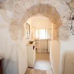 Trulli Girasoli E Viole * Cocolicchio