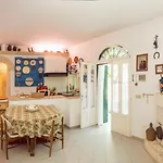 Trulli Girasoli E Viole