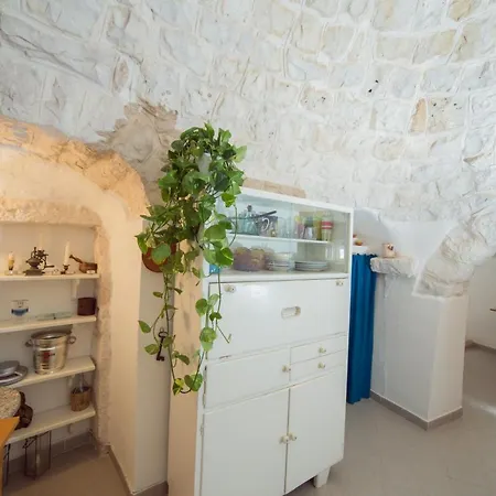 펜션 Trulli Girasoli E Viole