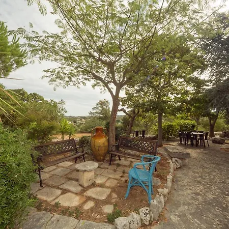 Holiday home Trulli Girasoli E Viole *