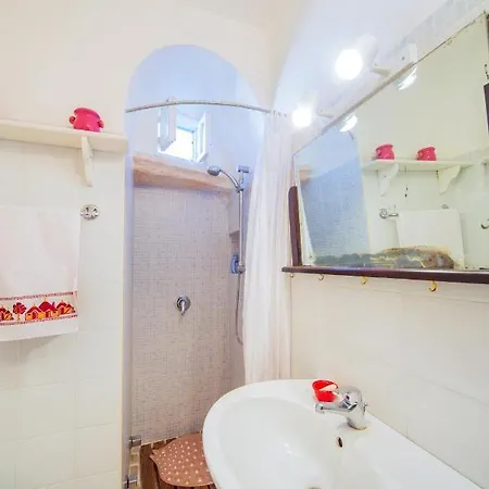 Trulli Girasoli E Viole *