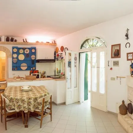 Trulli Girasoli E Viole