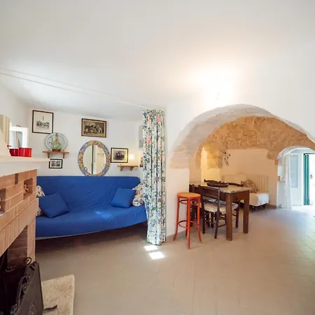 Trulli Girasoli E Viole Holiday home *