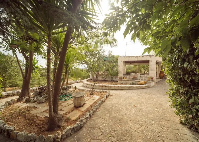 Trulli Girasoli E Viole *